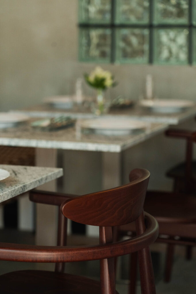 restauracja ave jeżyce poznań menu projekt wnętrza restauracji w poznaniu